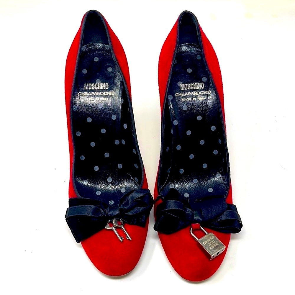 Moschino Red Suede Black Bow Lock Key Pumps Shoes